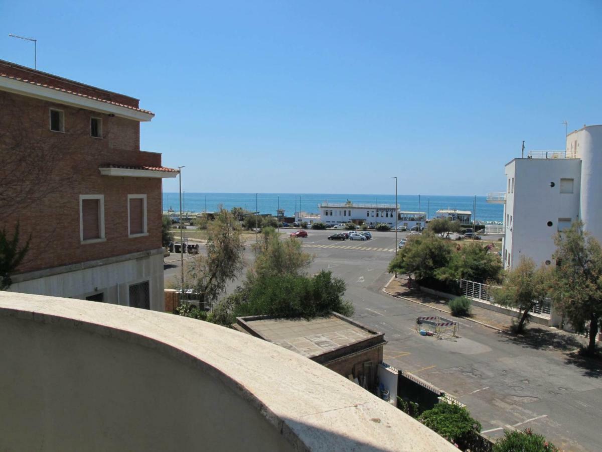 Brezza Di Mare Leilighet Lido di Ostia Eksteriør bilde